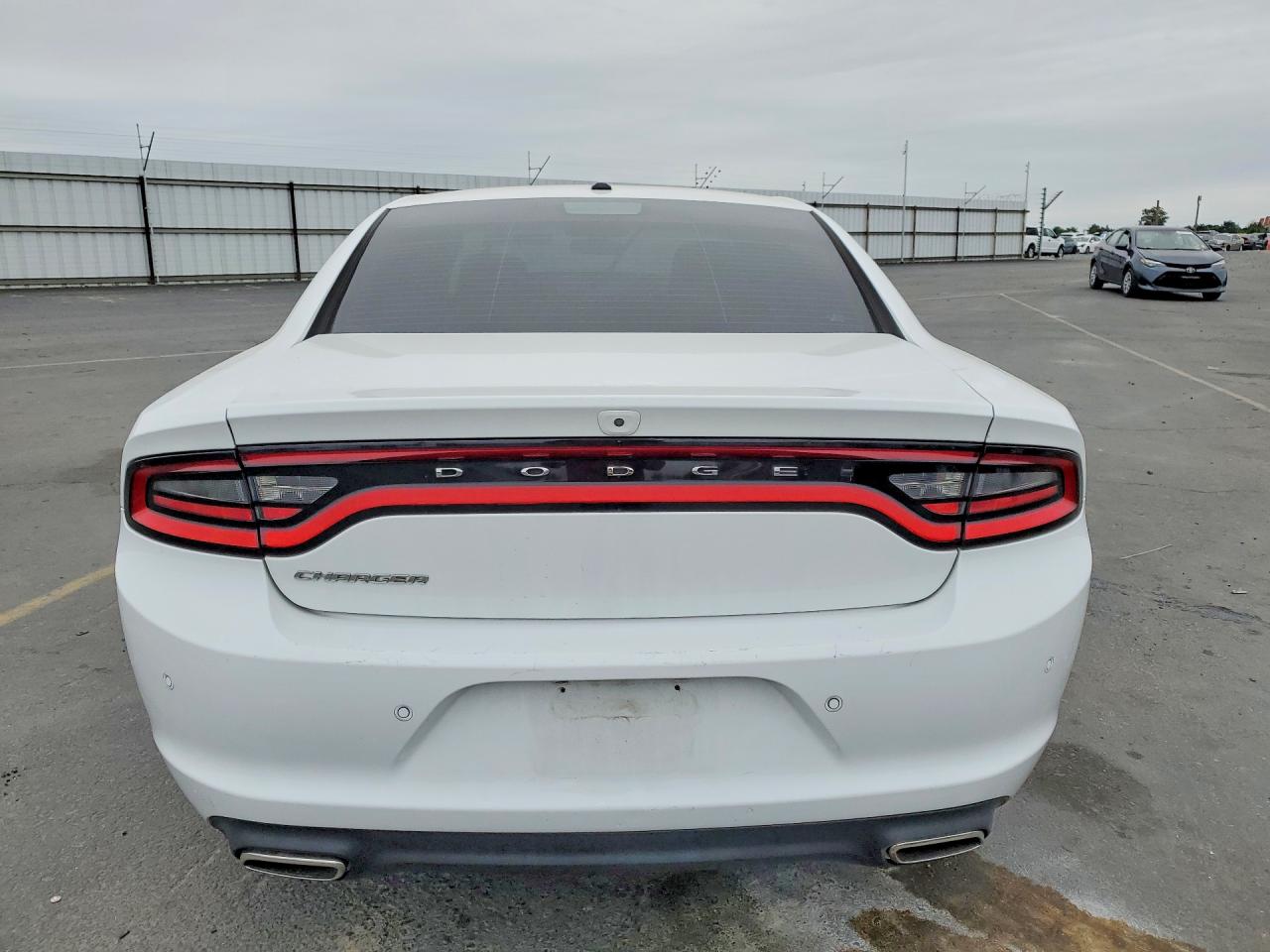 Dodge Charger Sxt