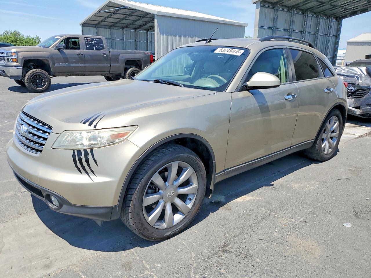Salvage INFINITI Fx Image