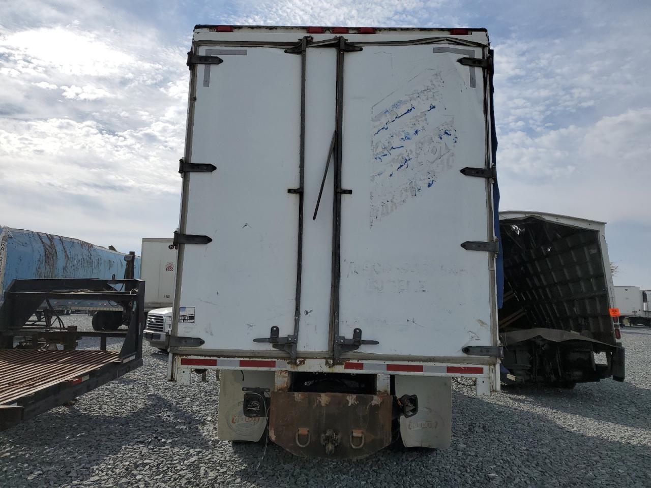 Freightliner Fl70