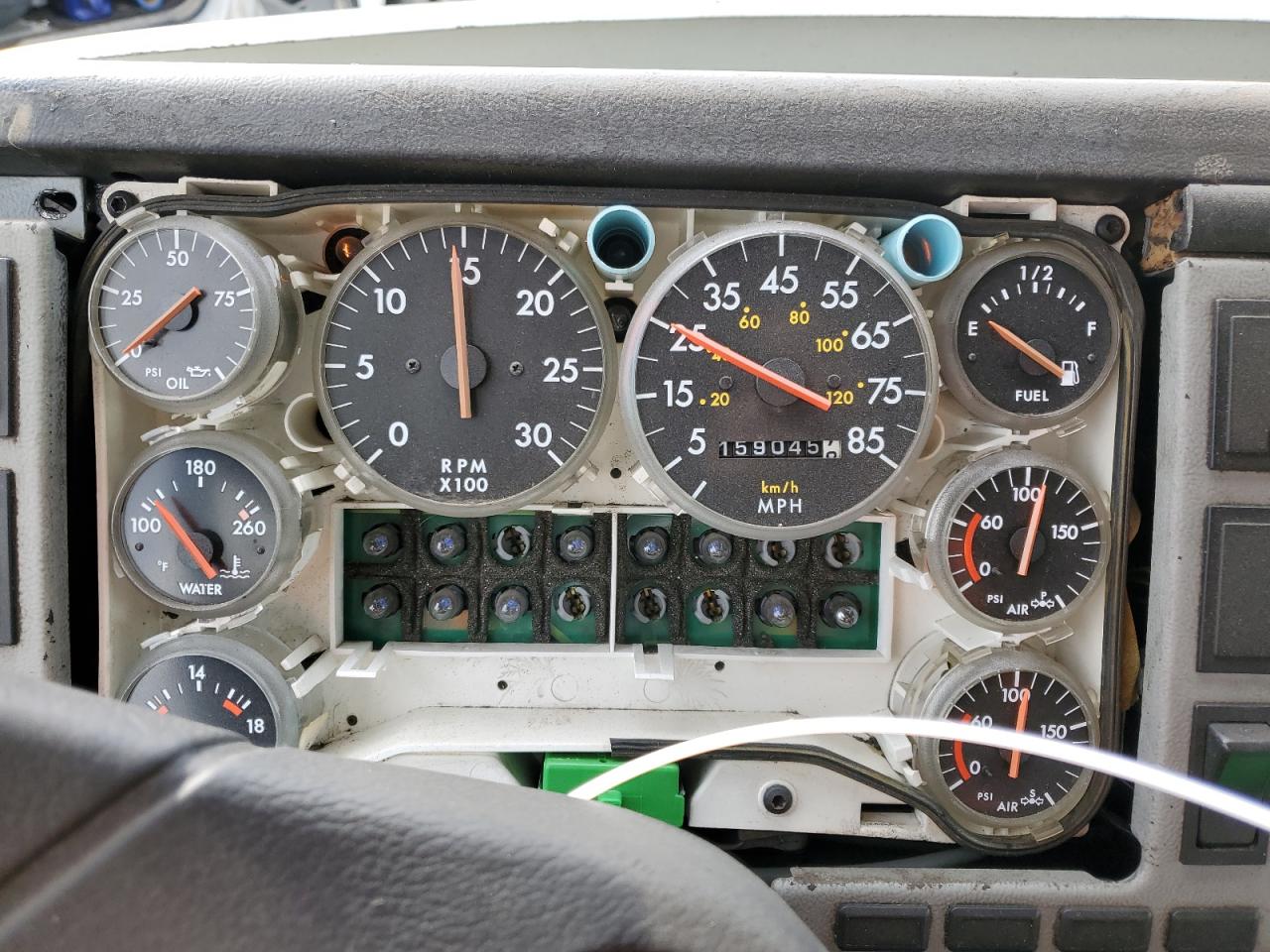 Freightliner Fl70