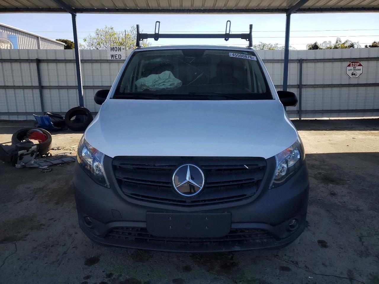 Mercedes-Benz Metris
