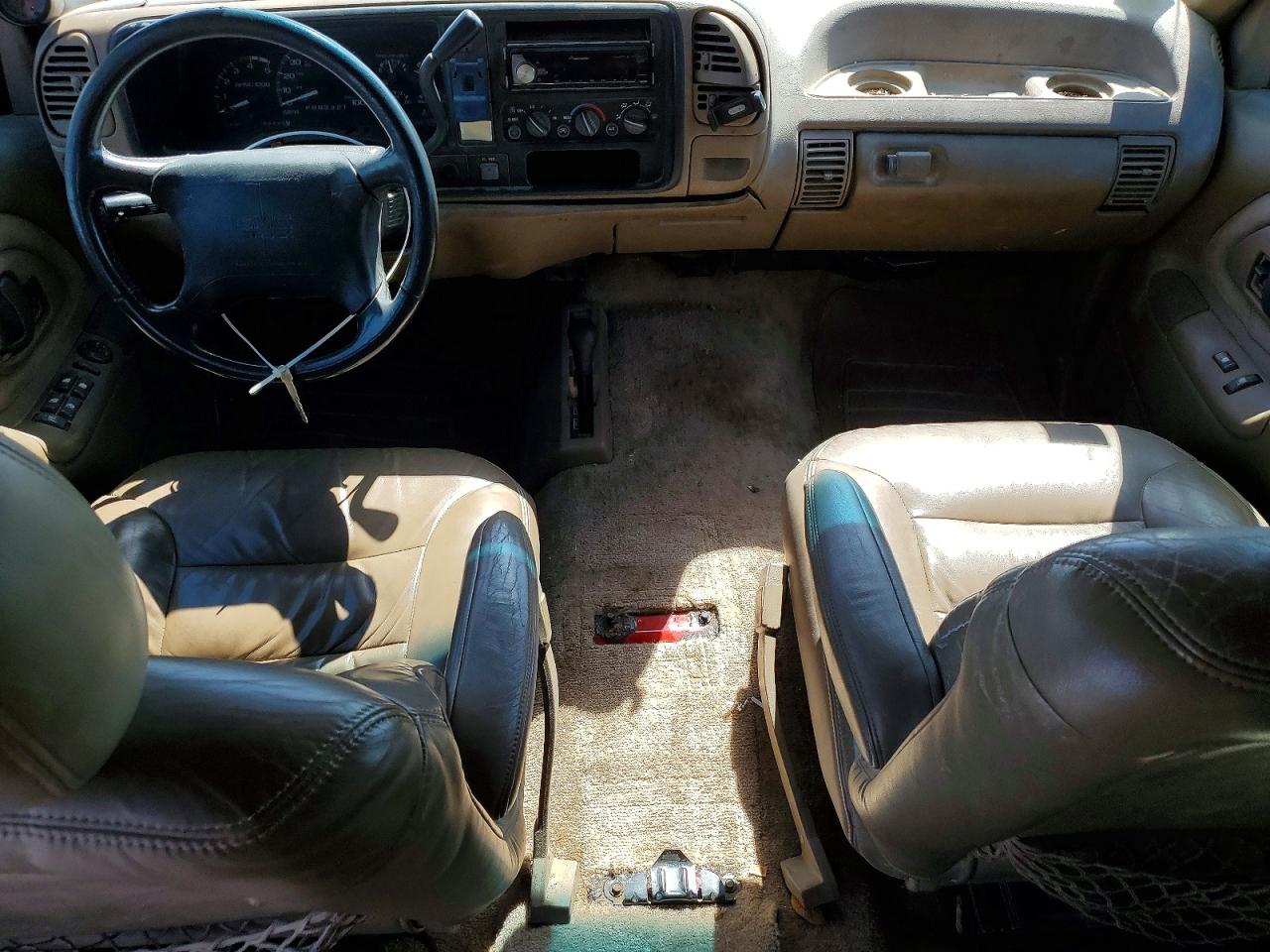 GMC Suburban K2500