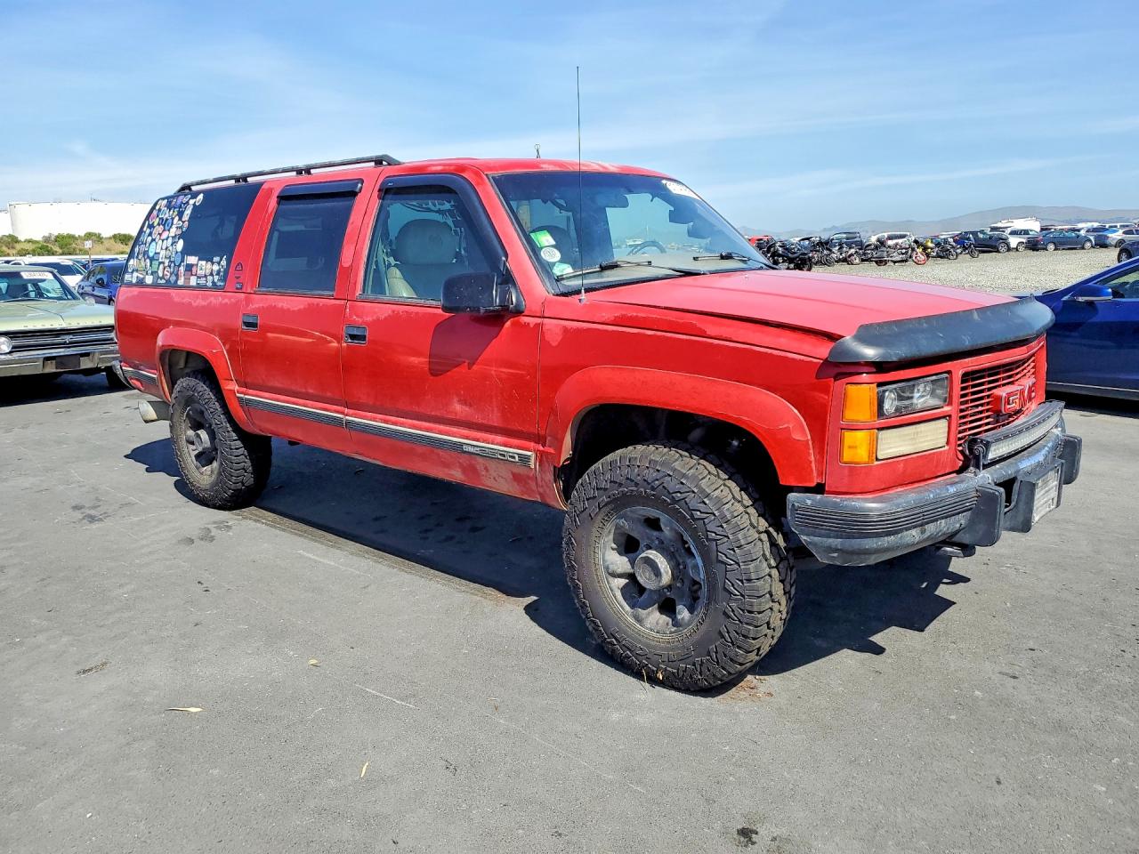 GMC Suburban K2500