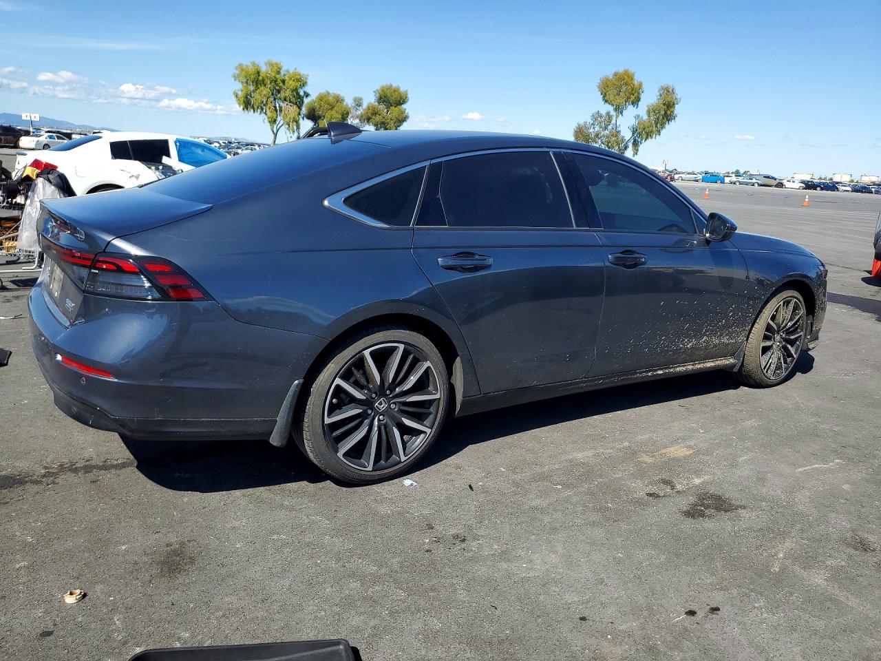 Honda Accord Touring Hybrid