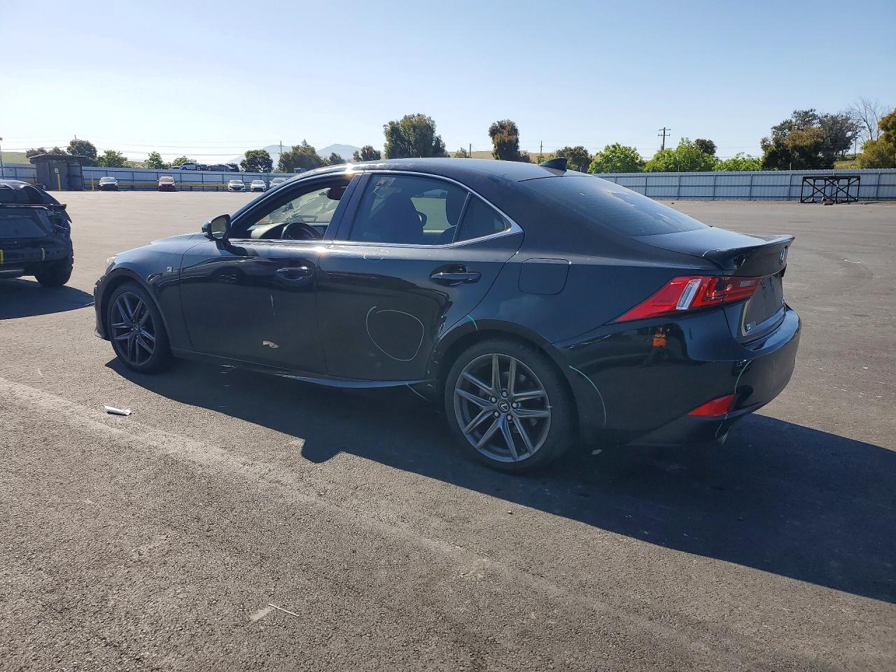 Lexus Is Base