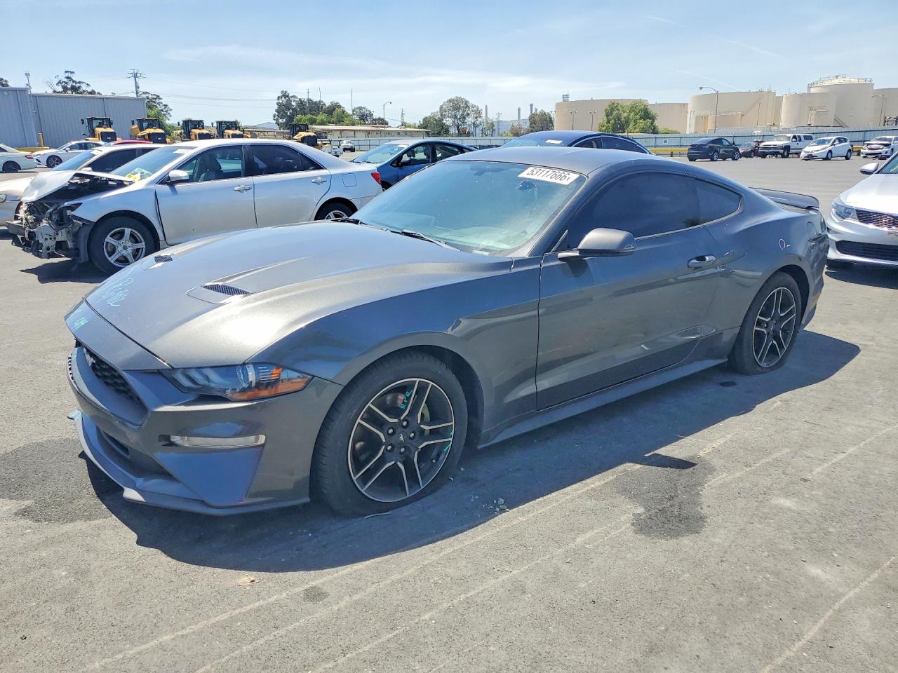 Salvage Ford Mustang Image