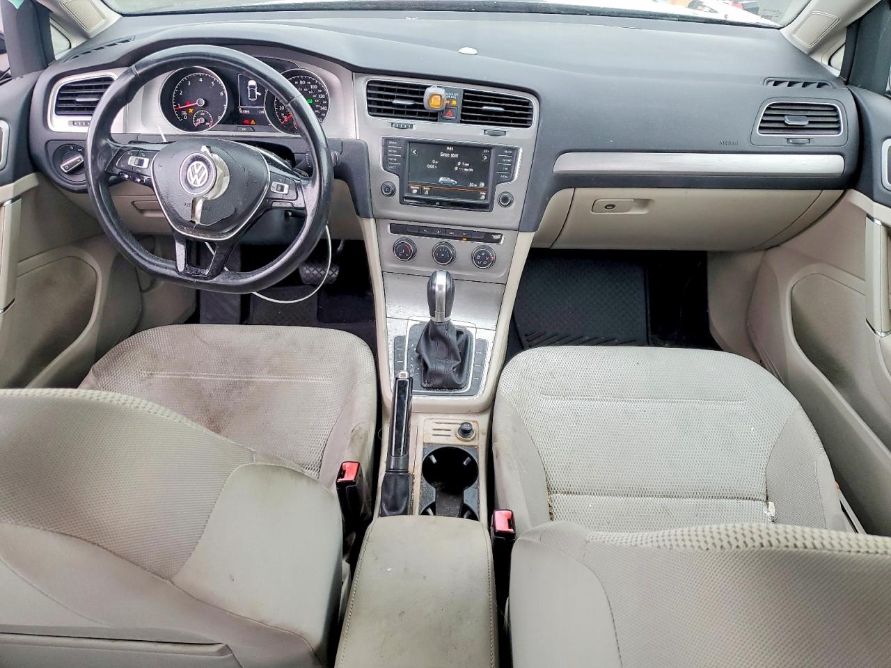 Volkswagen Golf S
