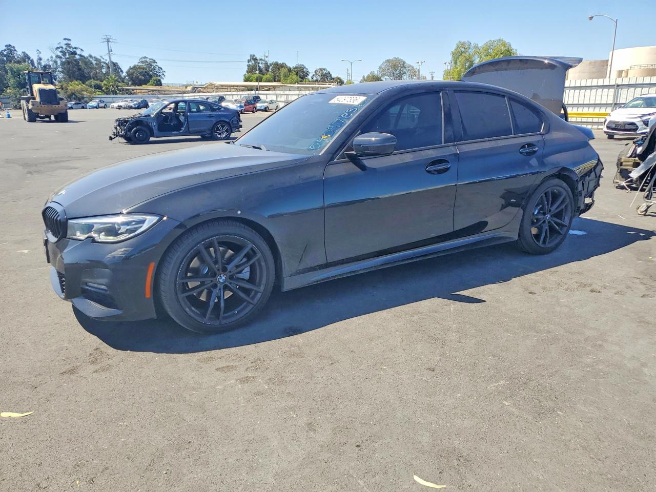 Salvage BMW 3 Series Image