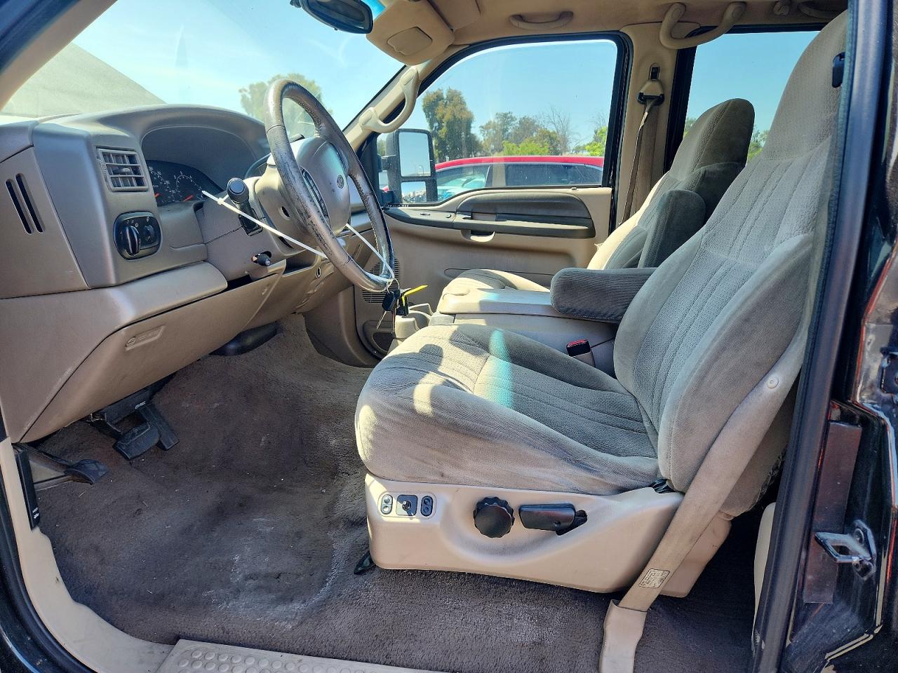 Ford Excursion Xlt