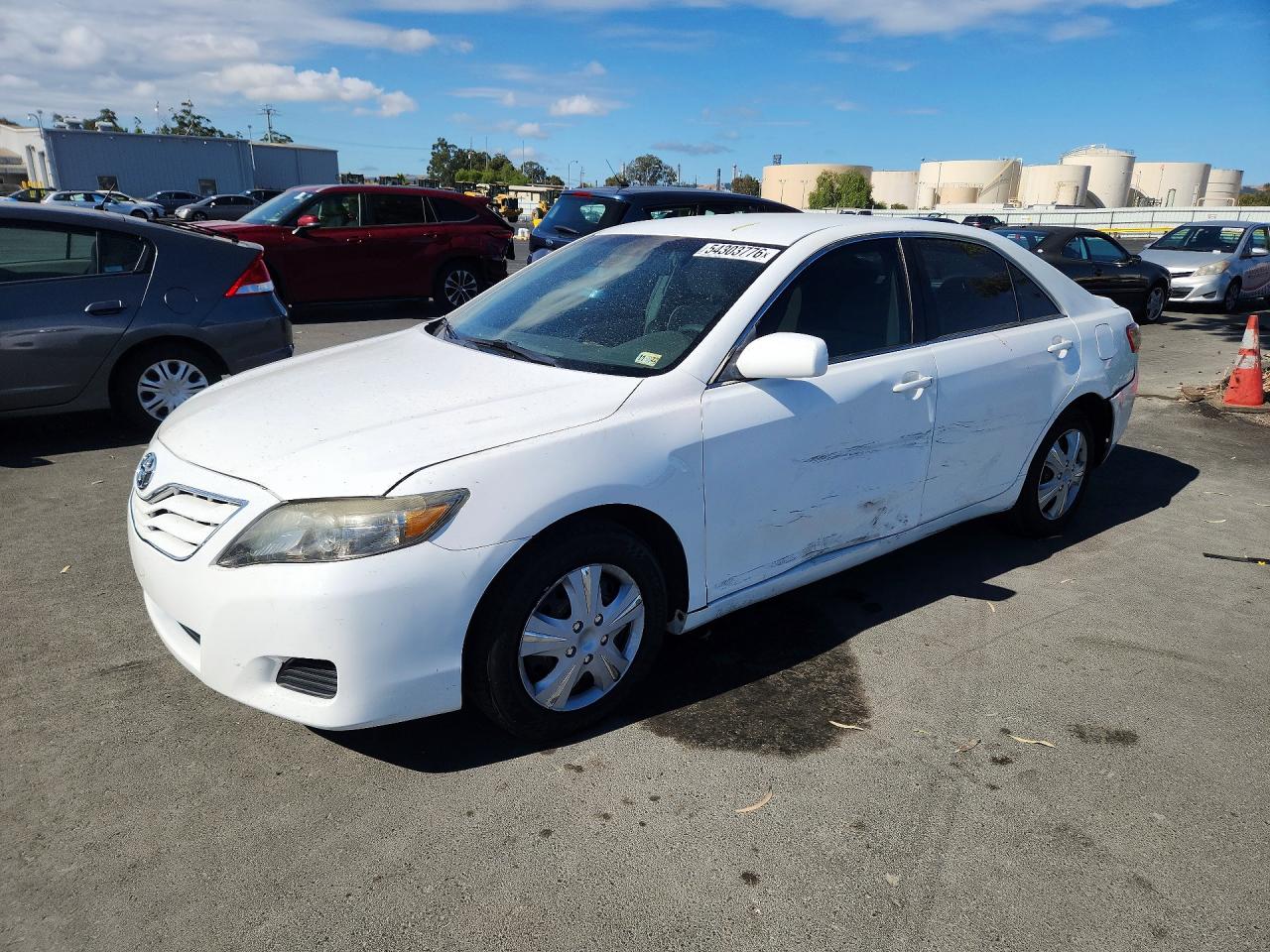 Salvage Toyota Camry Image