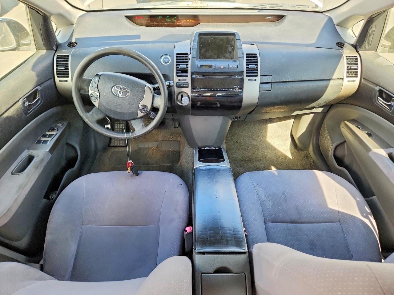 Toyota Prius Base