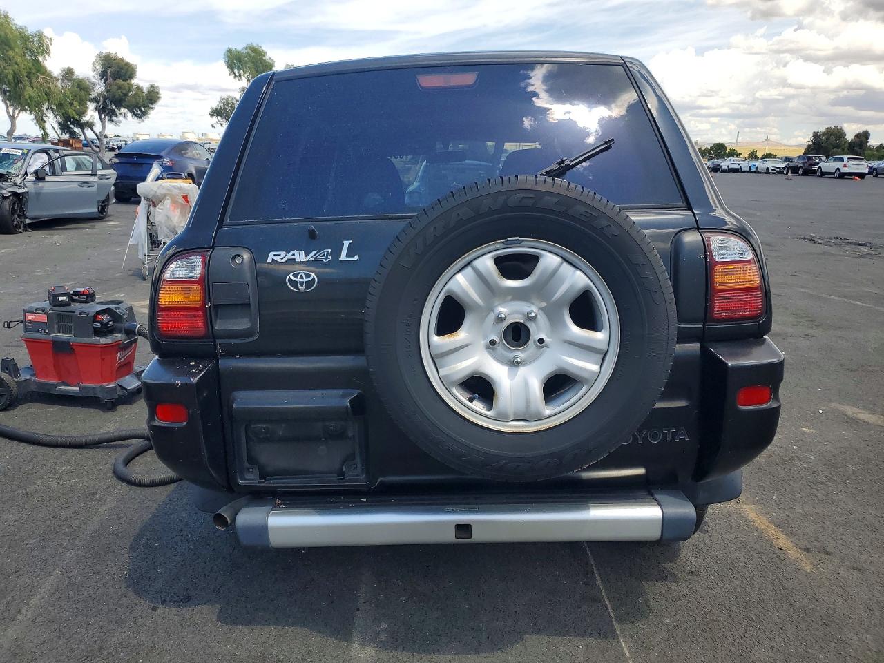 Toyota RAV4 Base