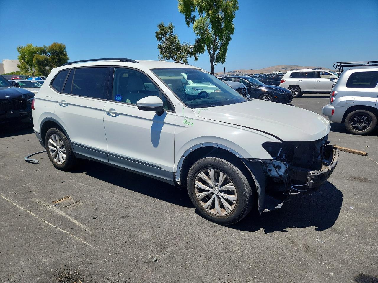 Volkswagen Tiguan S