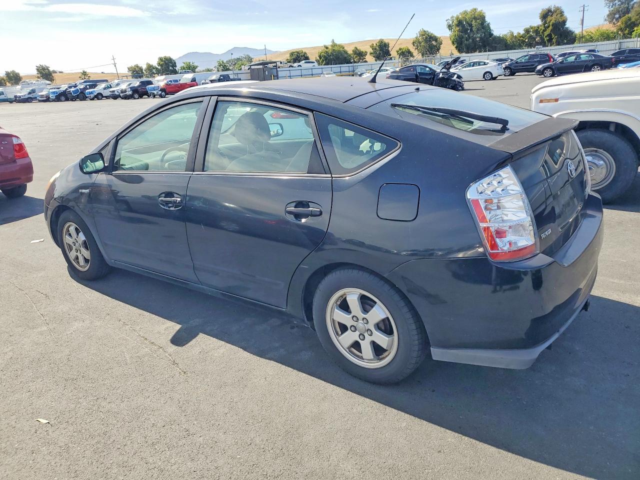 Toyota Prius Base