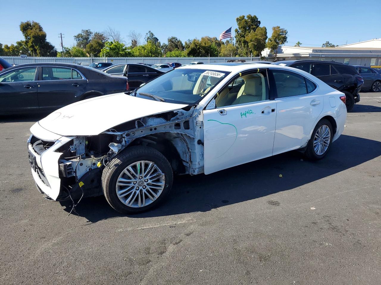 Salvage Lexus Es Image