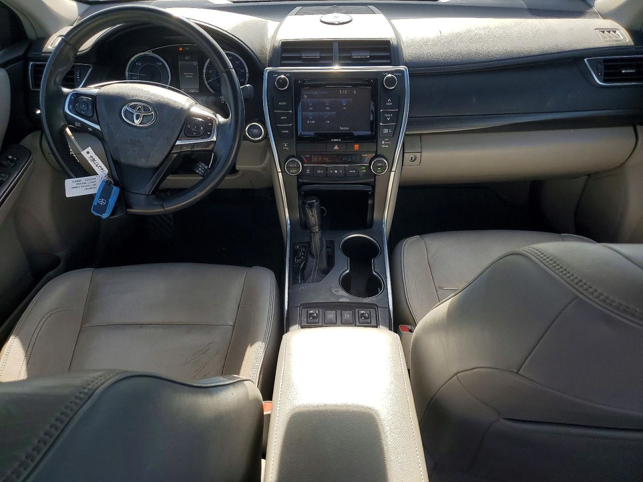 Toyota Camry Xle