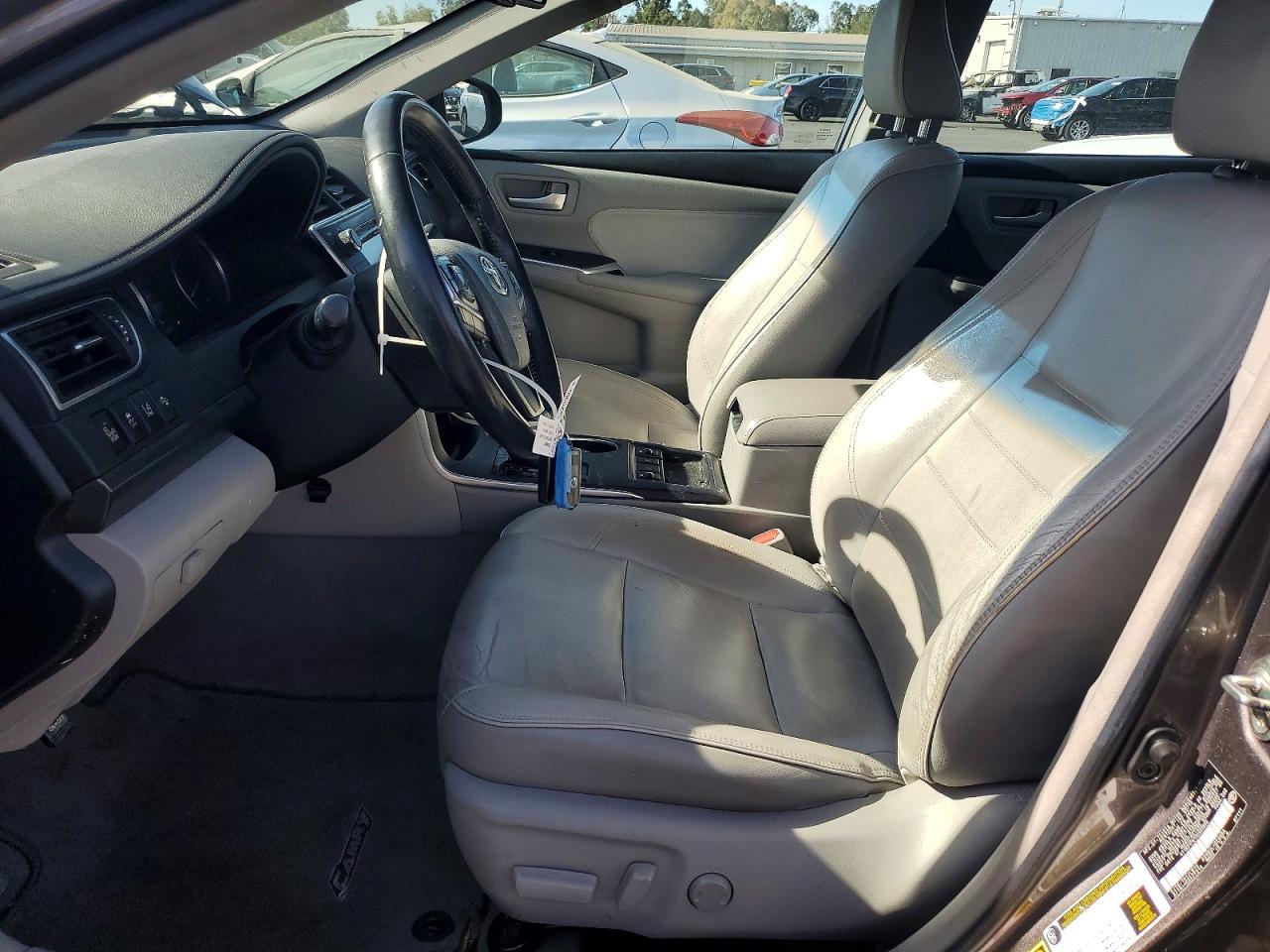 Toyota Camry Xle