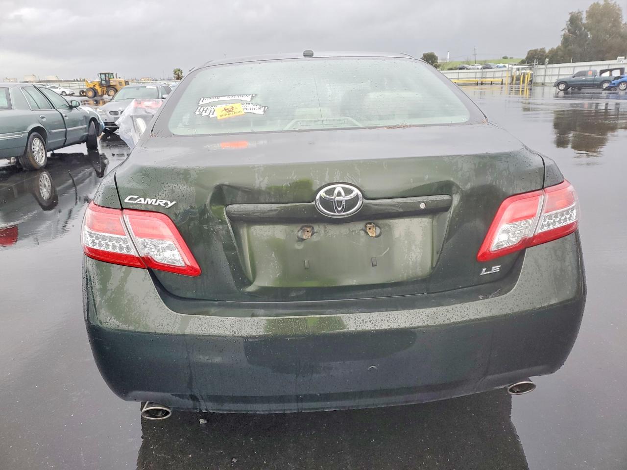 Toyota Camry Le V6