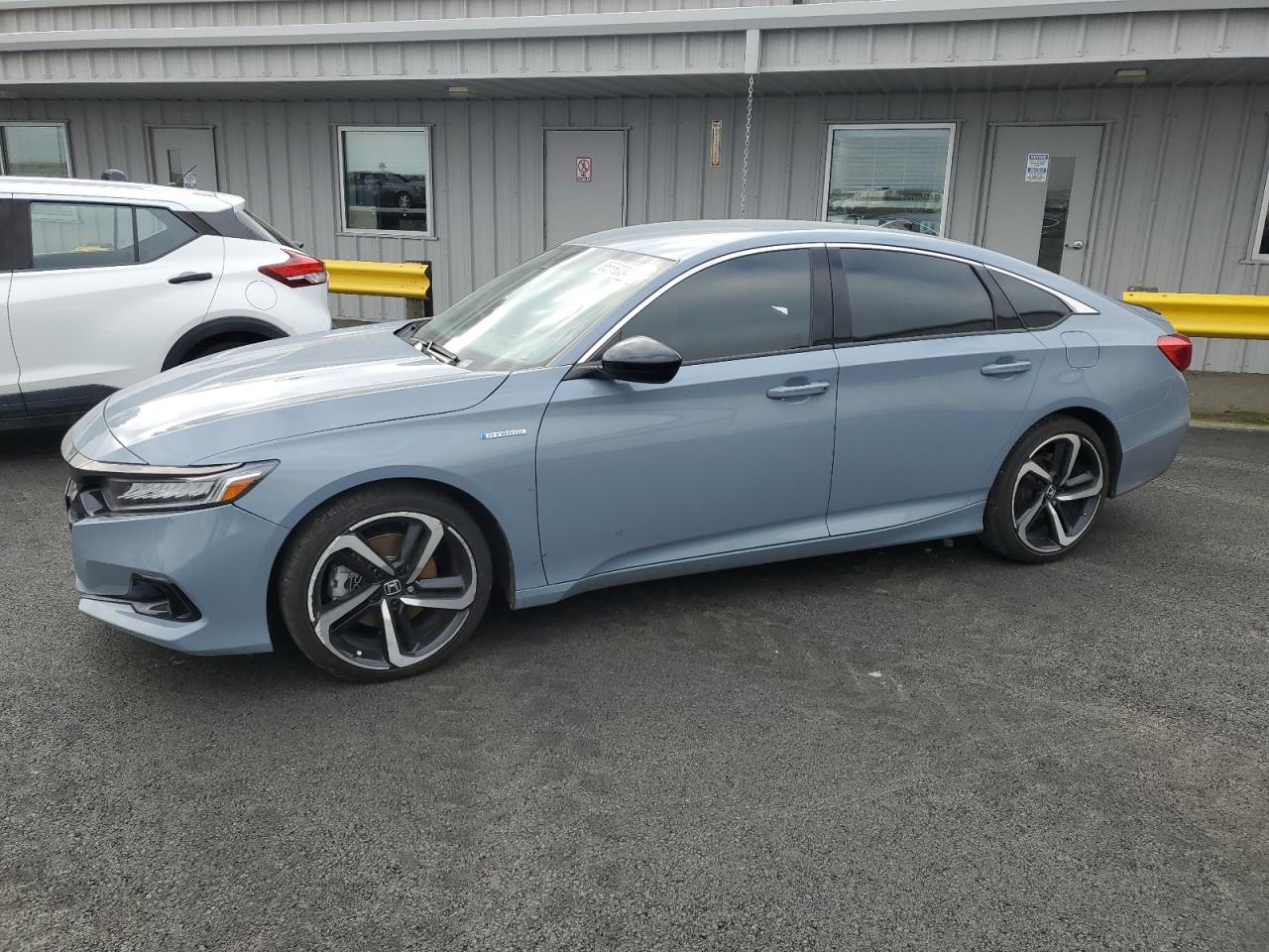 Salvage Honda Accord Image