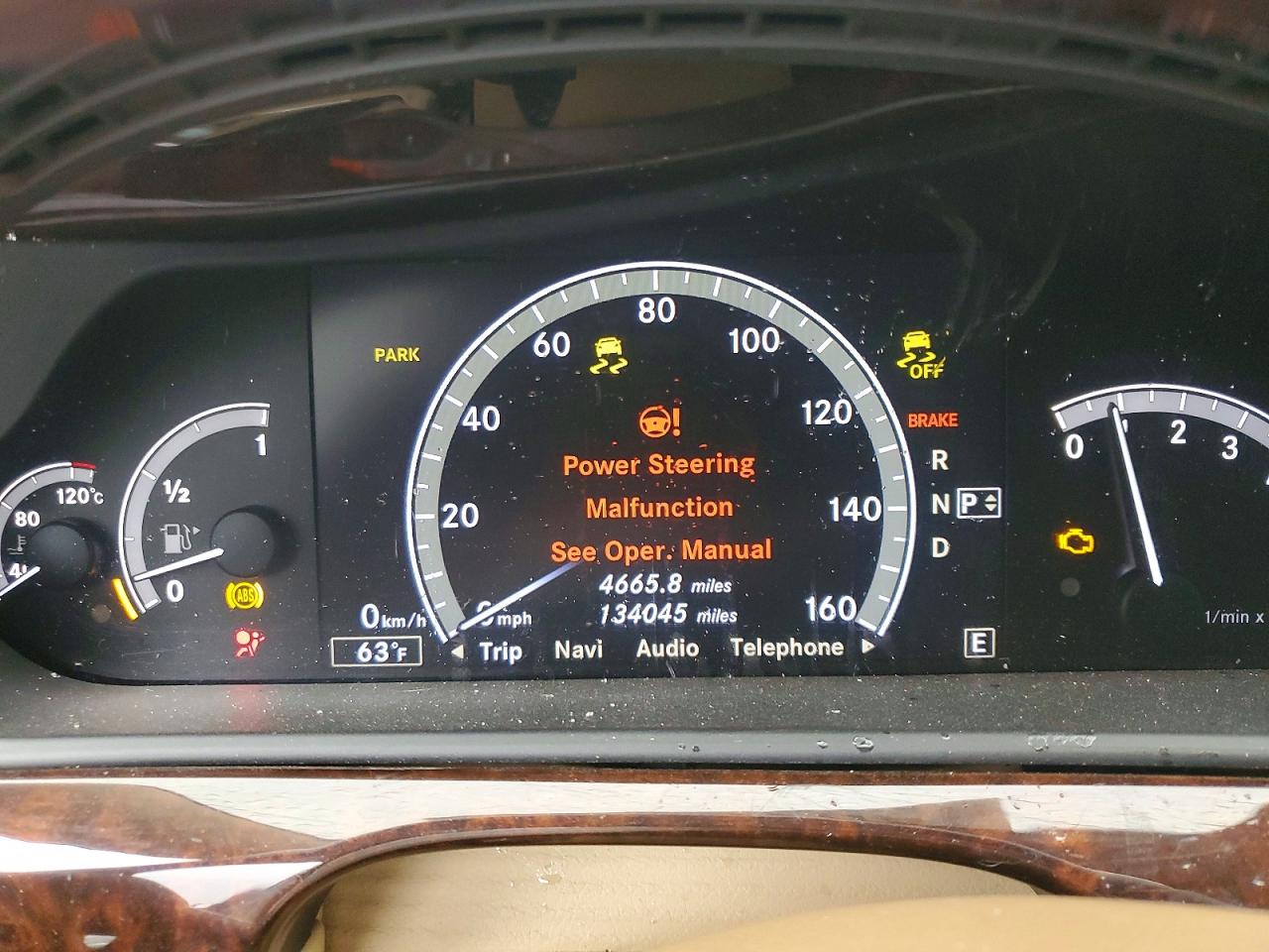 Mercedes-Benz S-Class 550