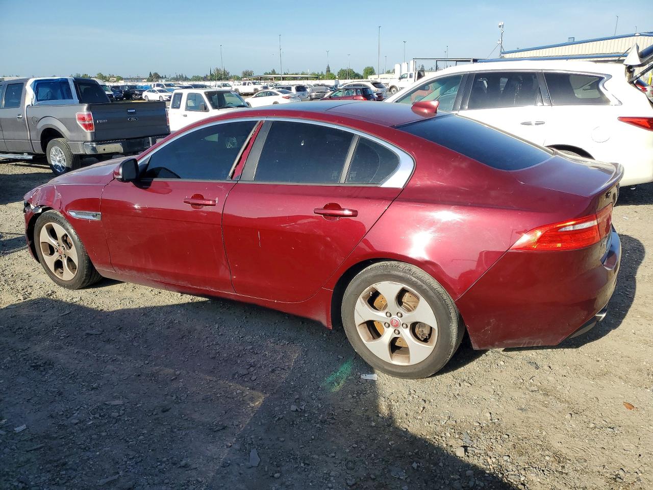 Jaguar XE