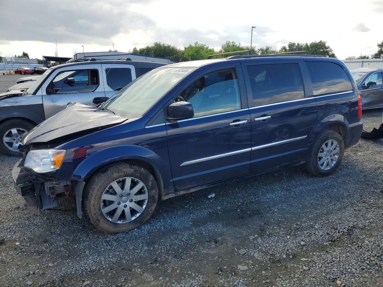 Salvage Chrysler Minivan Image