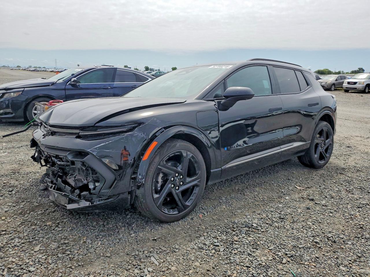 Salvage Chevrolet Equinox Image