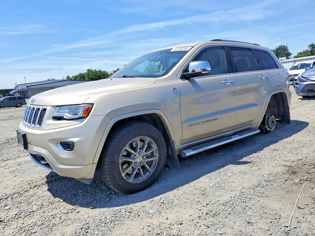 Salvage Jeep Cherokee Image