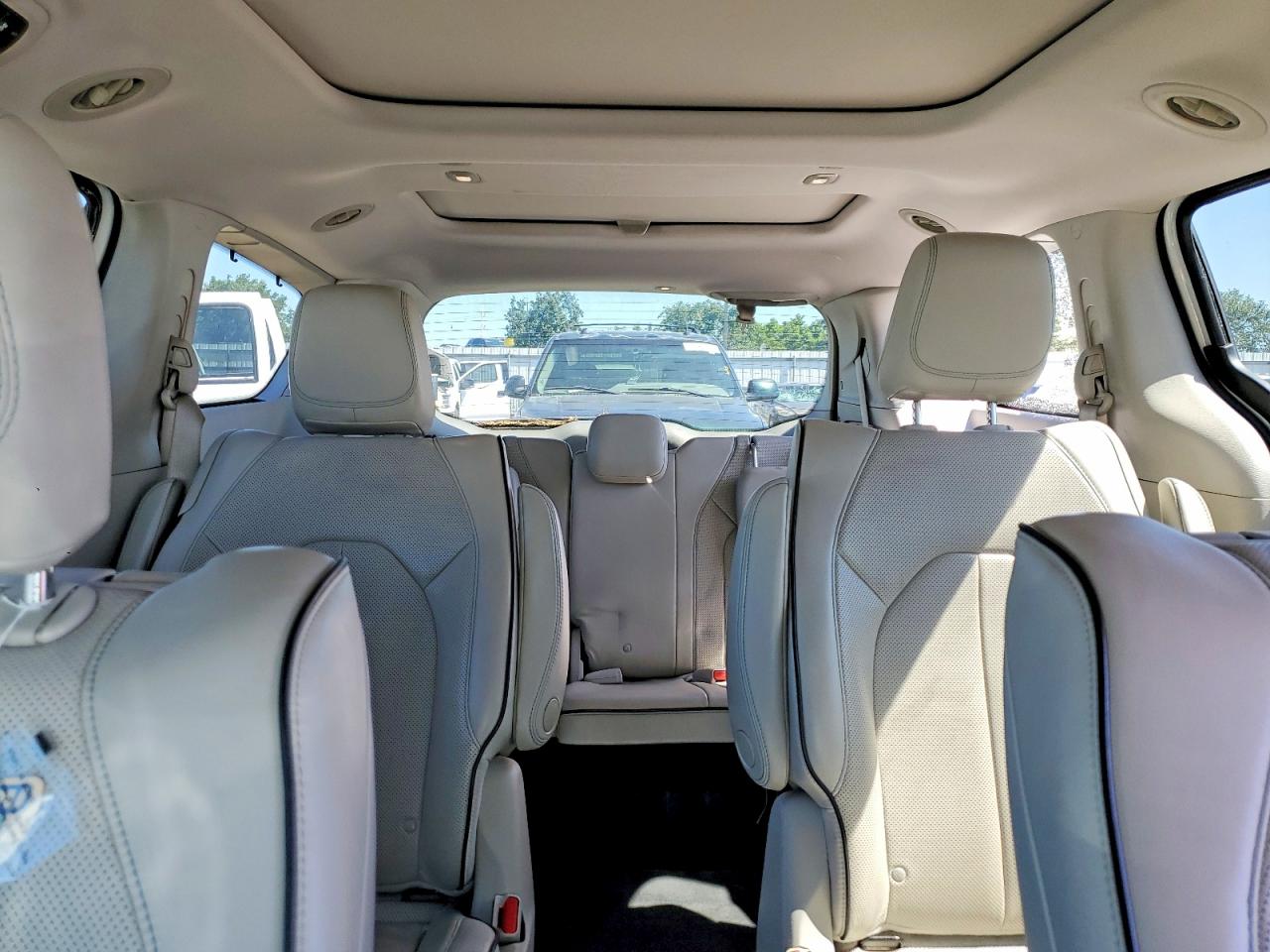 Chrysler Pacifica Hybrid Limited