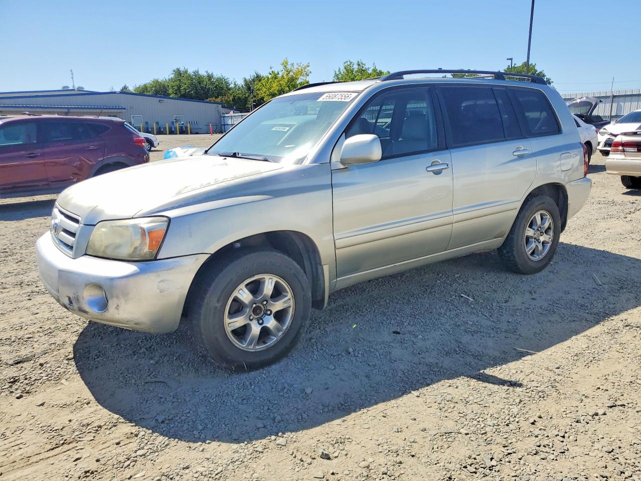 Salvage Toyota Highlander Image