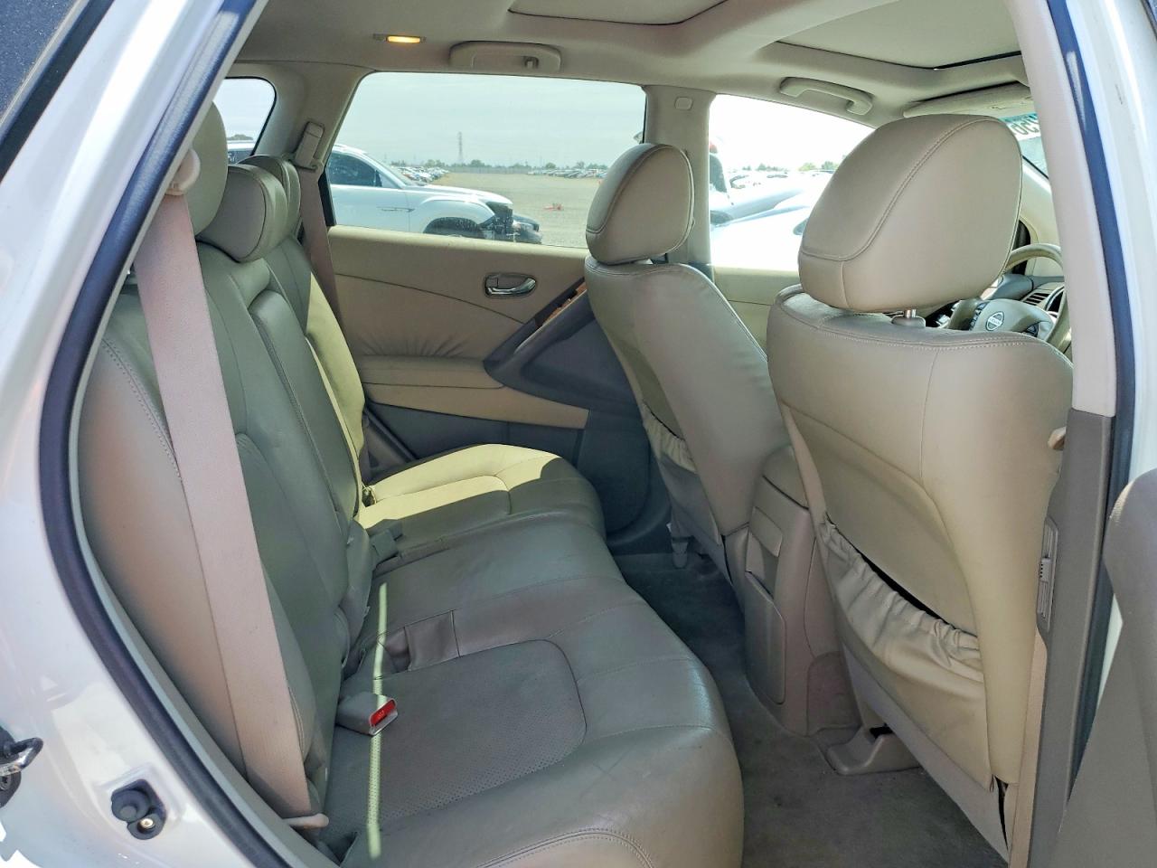 Nissan Murano S