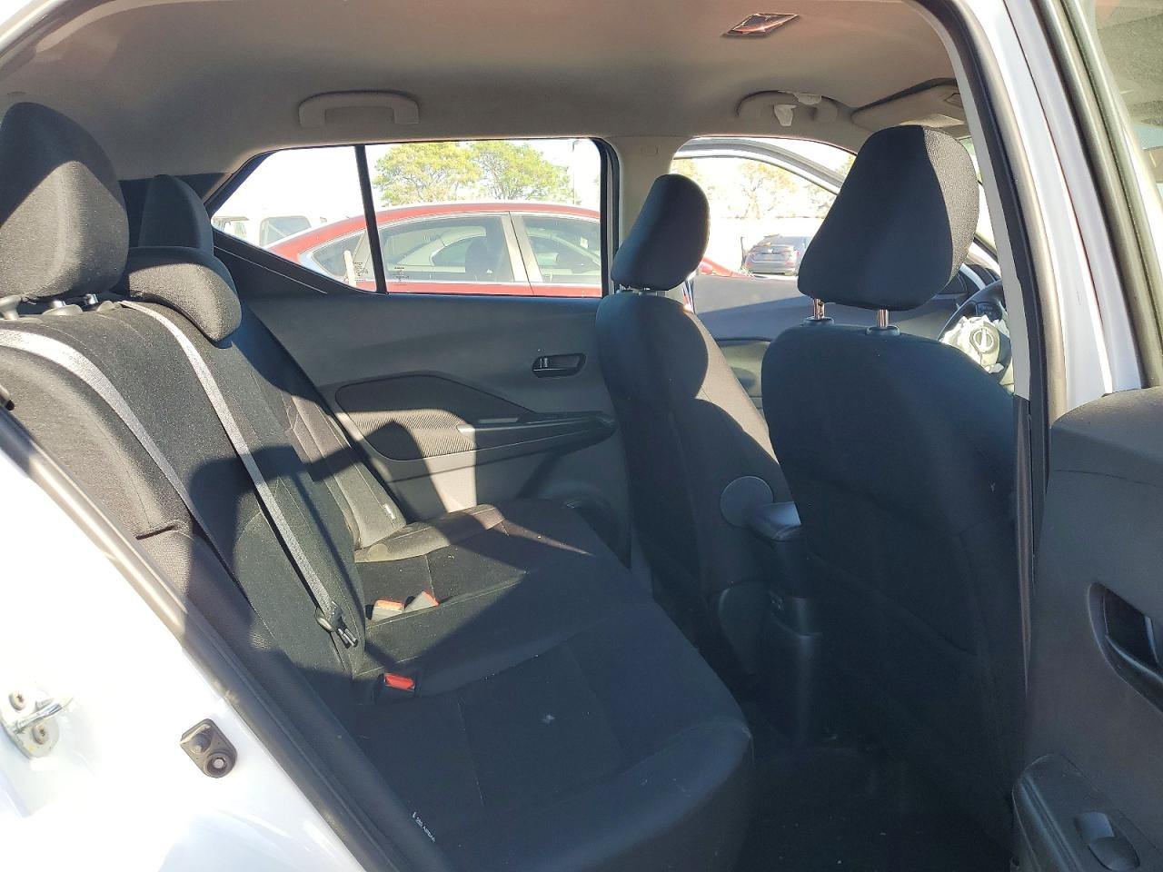 Nissan Kicks S