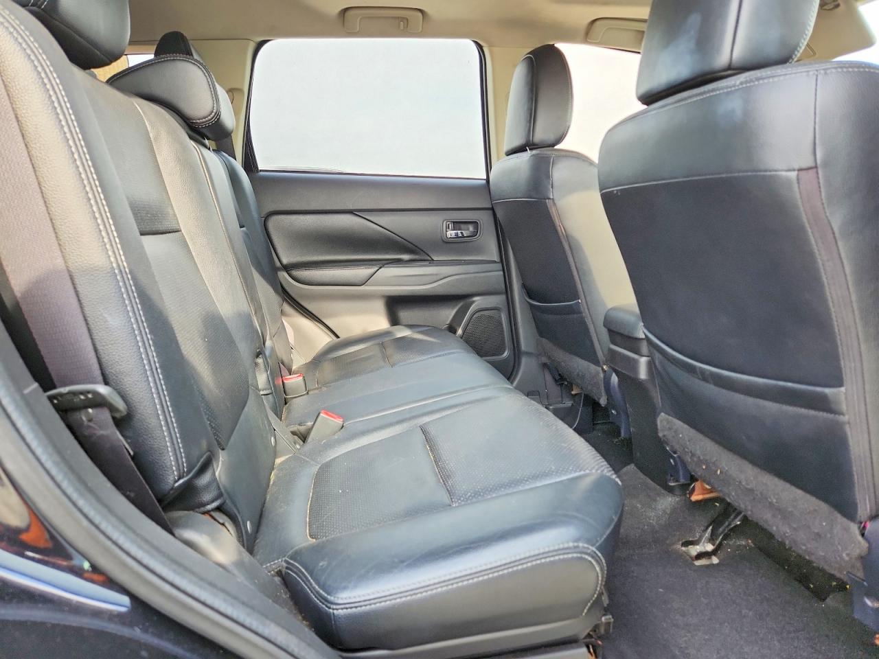Mitsubishi Outlander Se