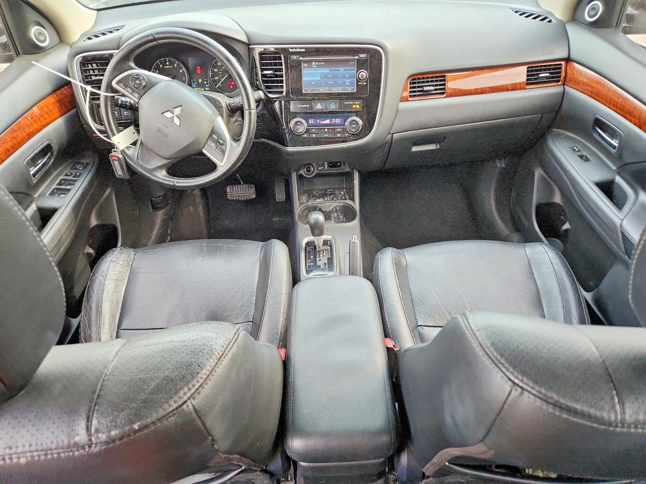 Mitsubishi Outlander Se