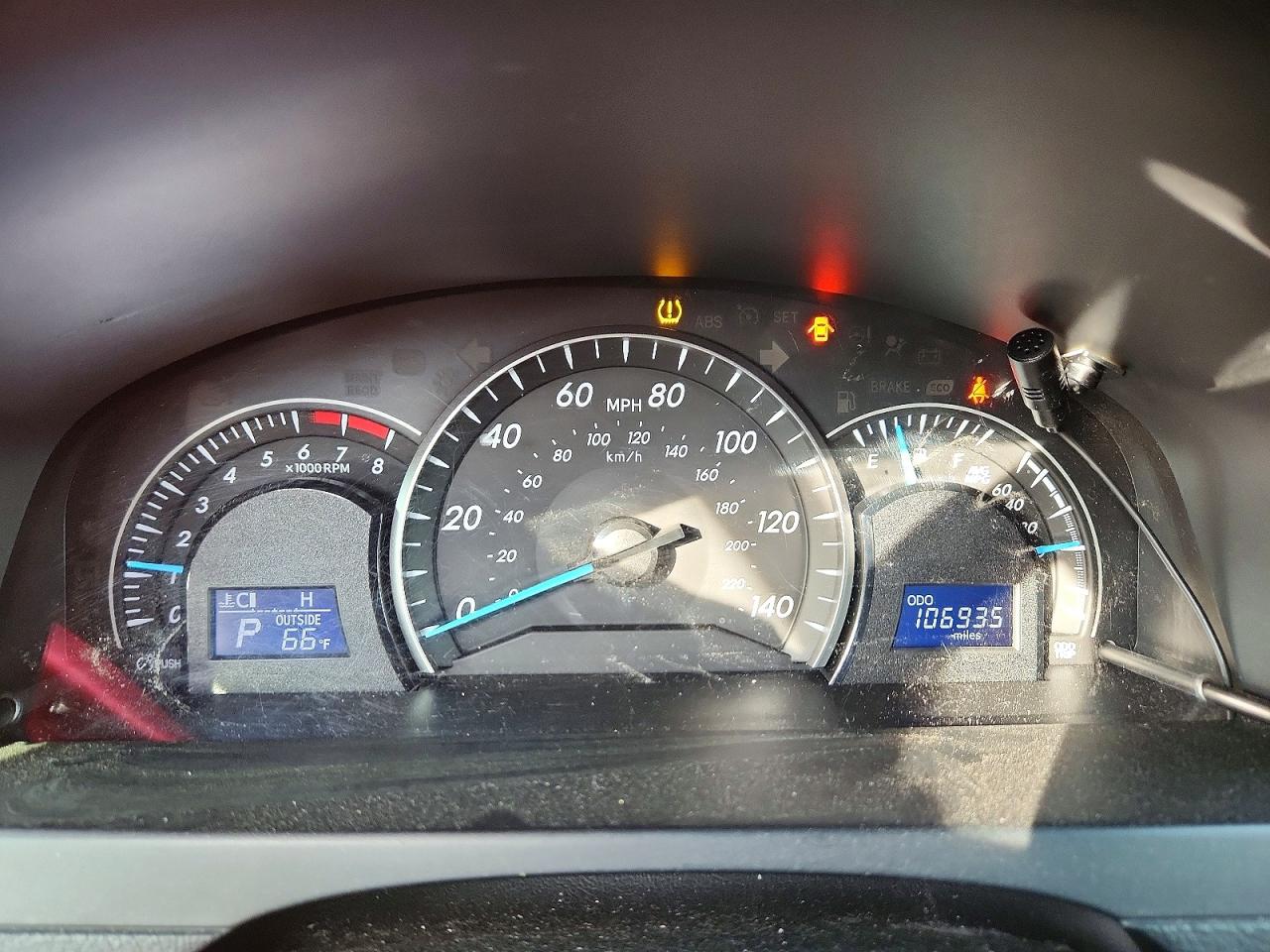 Toyota Camry Le