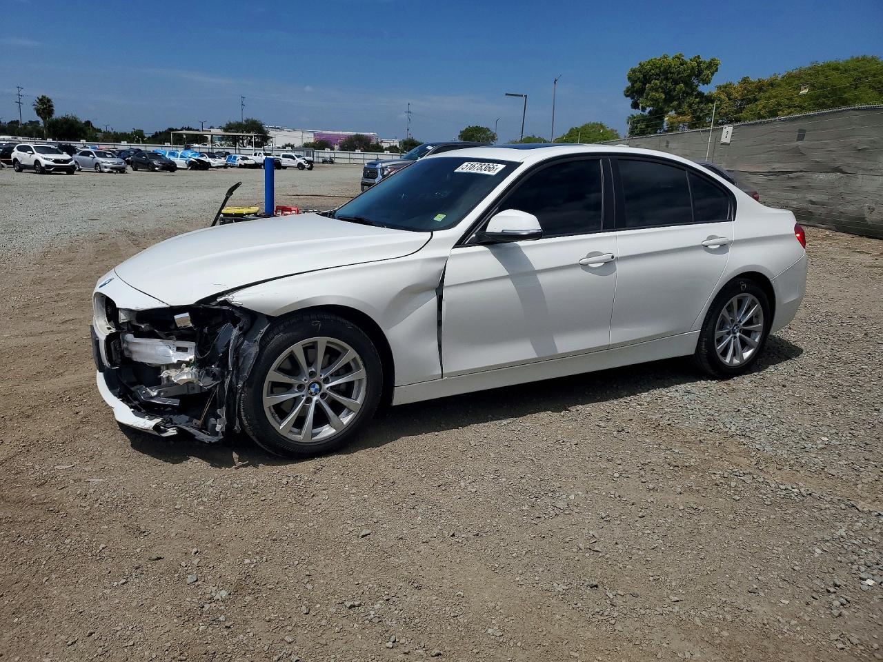 Salvage BMW 3 Series Image
