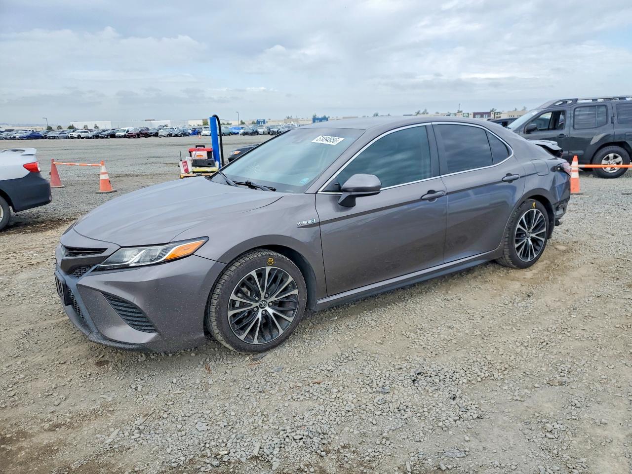 Salvage Toyota Camry Image