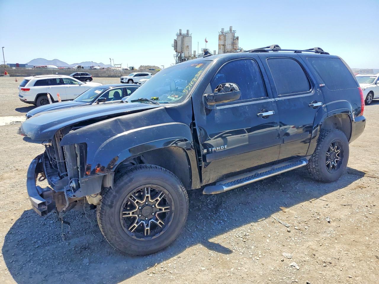 Salvage Chevrolet Tahoe Image