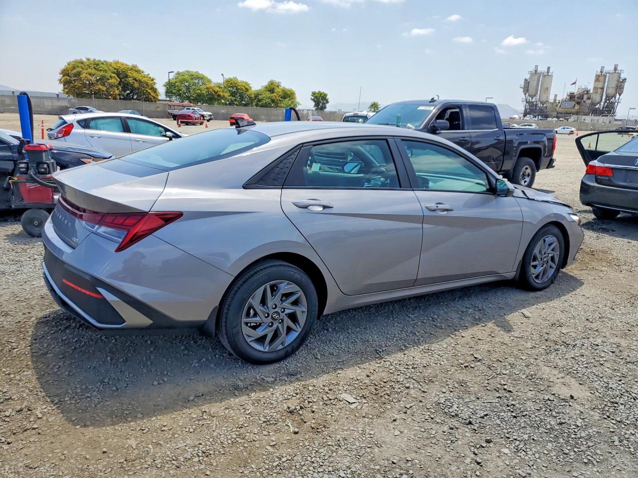 Hyundai ELANTRA Blue