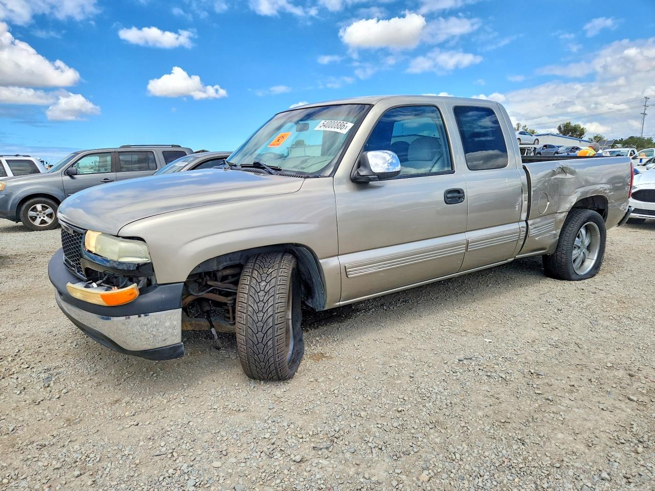 Salvage Chevrolet Silverado Image