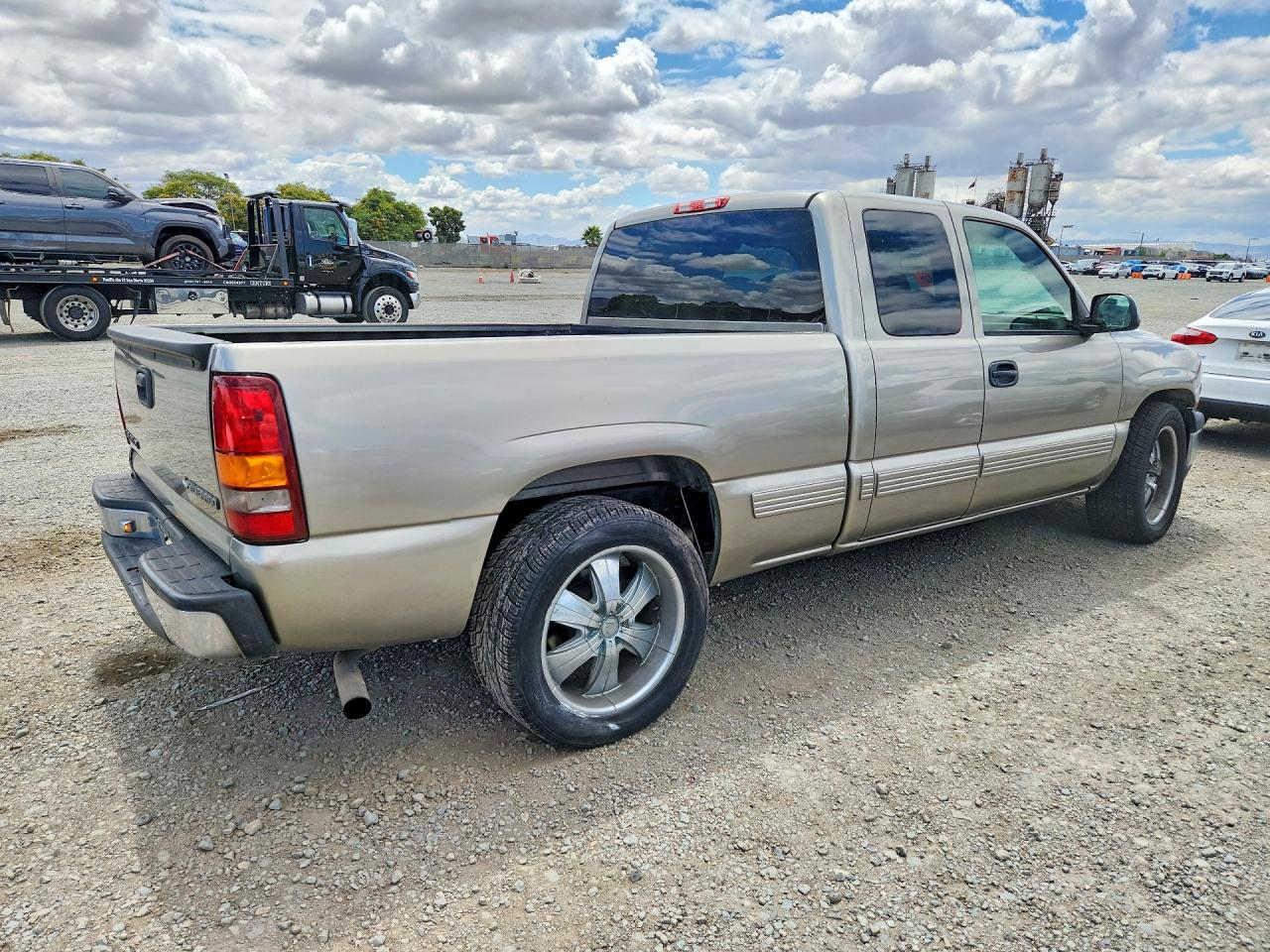 Chevrolet Silverado C1500