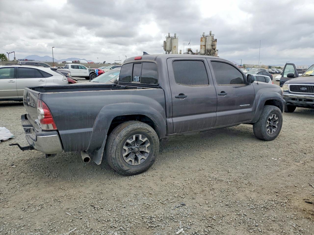 Toyota Tacoma Base