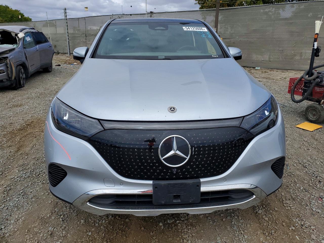 Mercedes-Benz EQE 350+