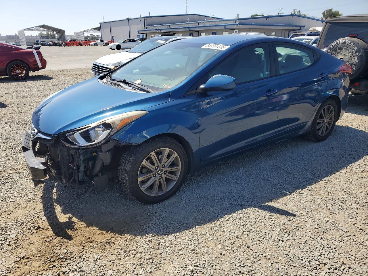Salvage Hyundai ELANTRA Image