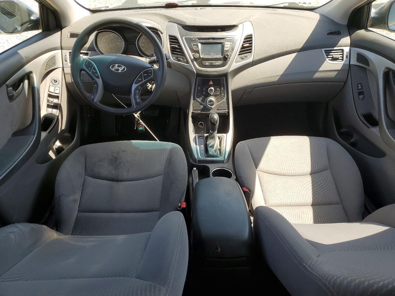 Hyundai ELANTRA Se