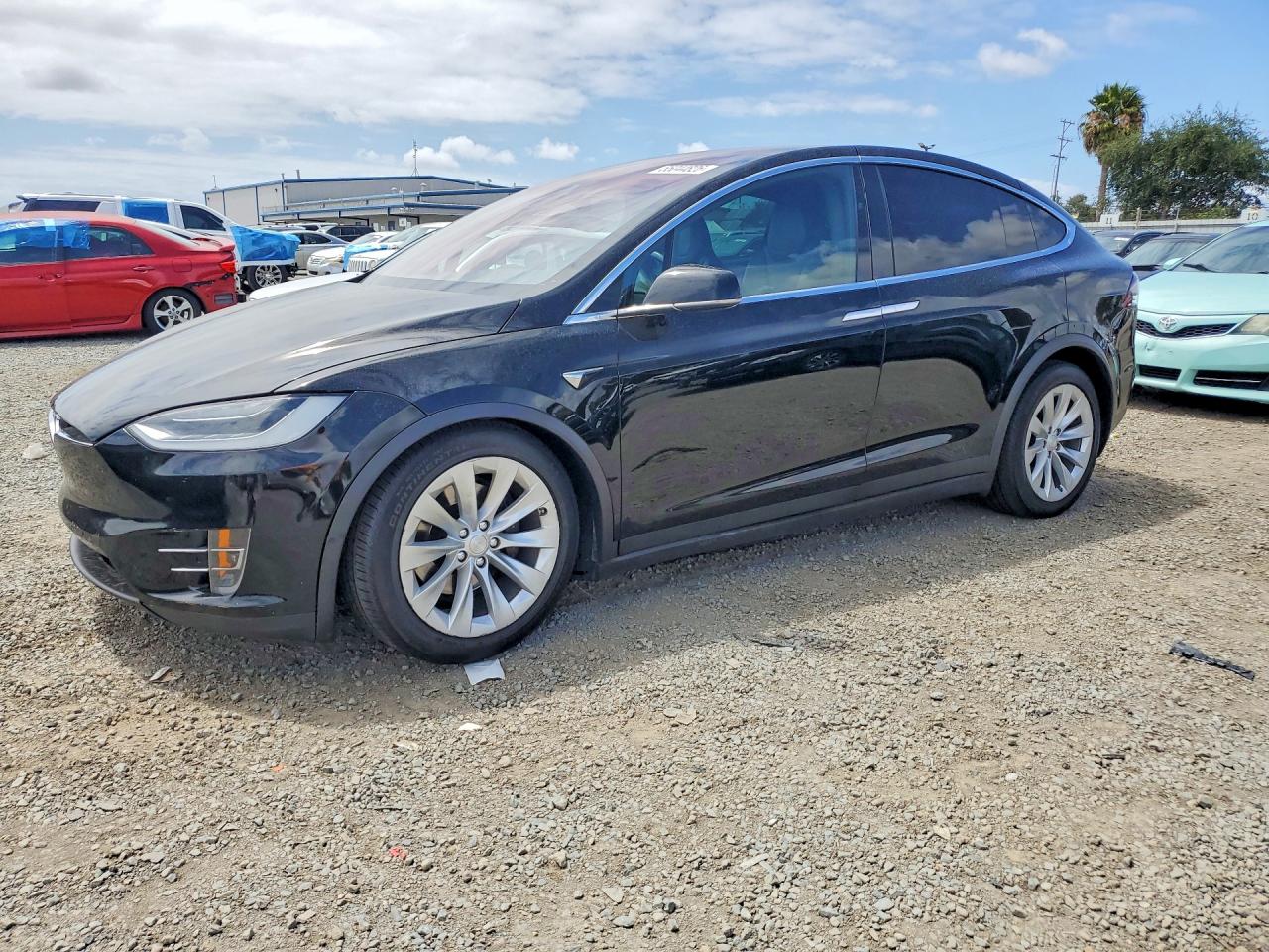 Salvage Tesla Model X Image