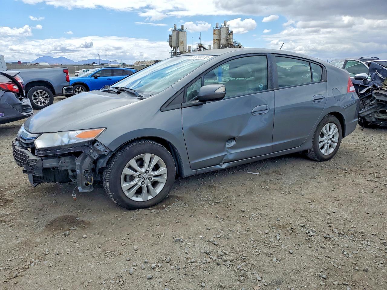 Salvage Honda Insight Image