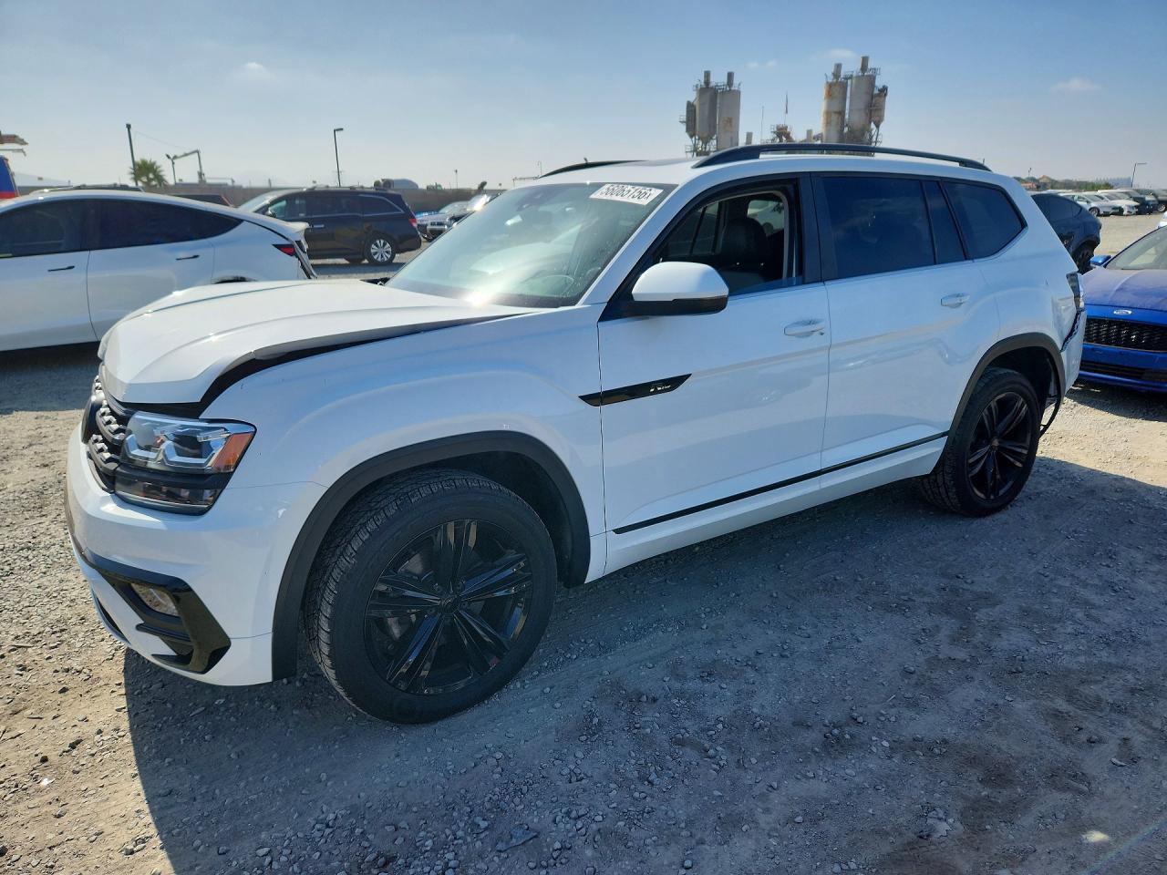 Salvage Volkswagen Atlas Image