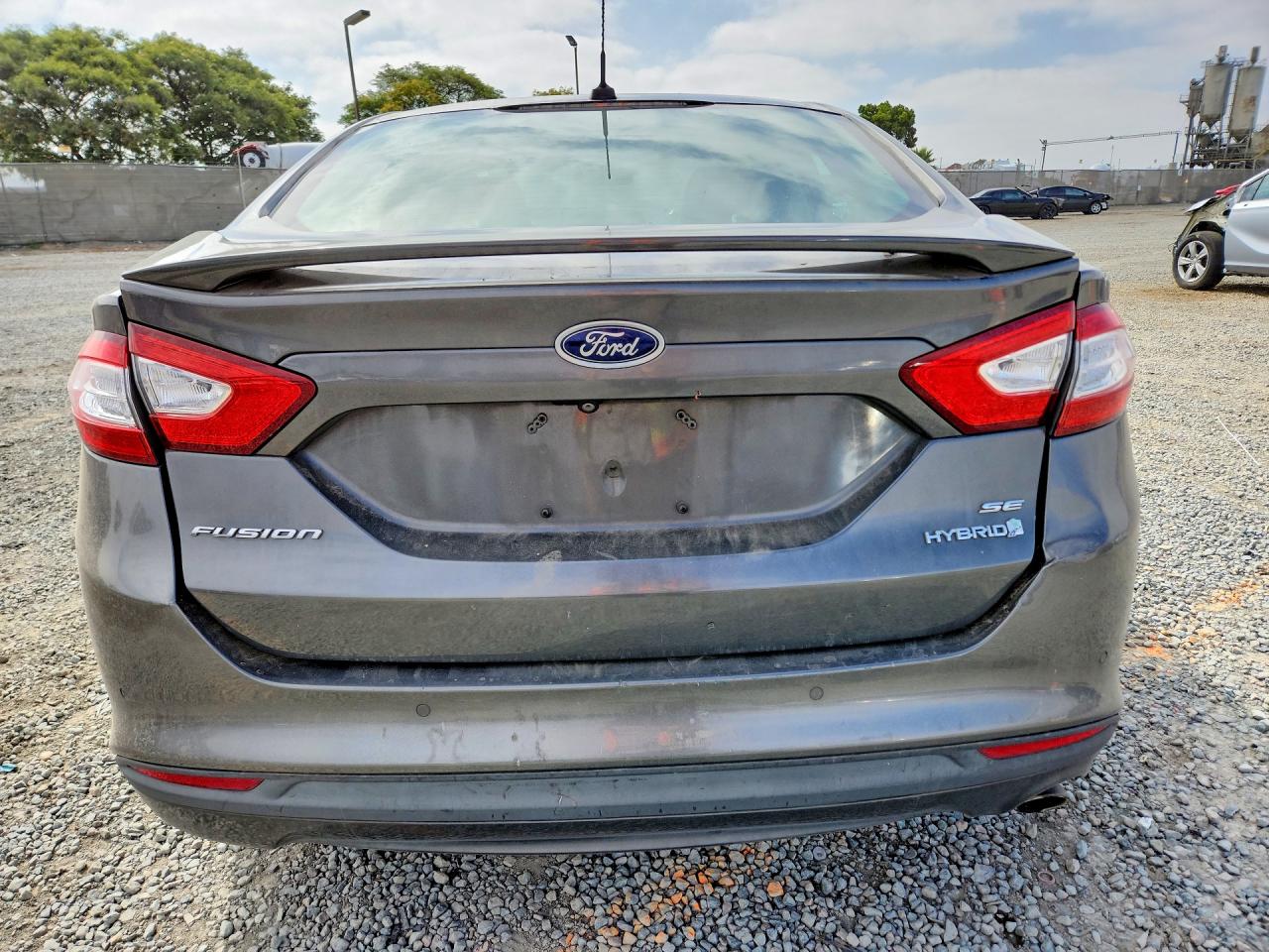 Ford Fusion Se Hybrid