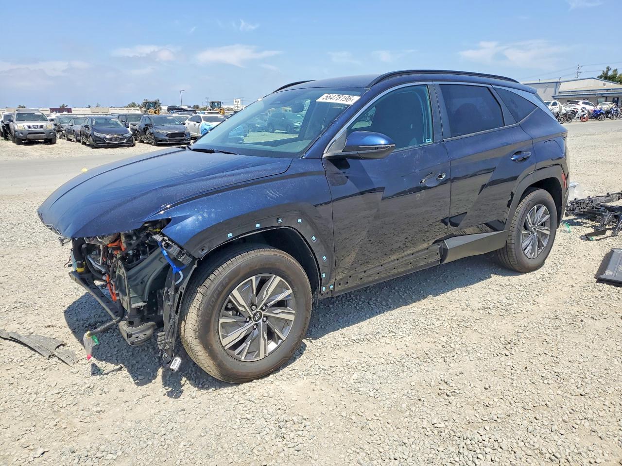 Salvage Hyundai TUCSON Image
